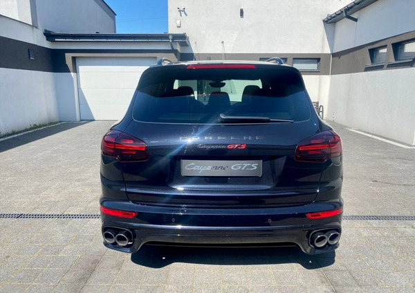 Porsche Cayenne cena 215200 przebieg: 166000, rok produkcji 2015 z Łódź małe 781